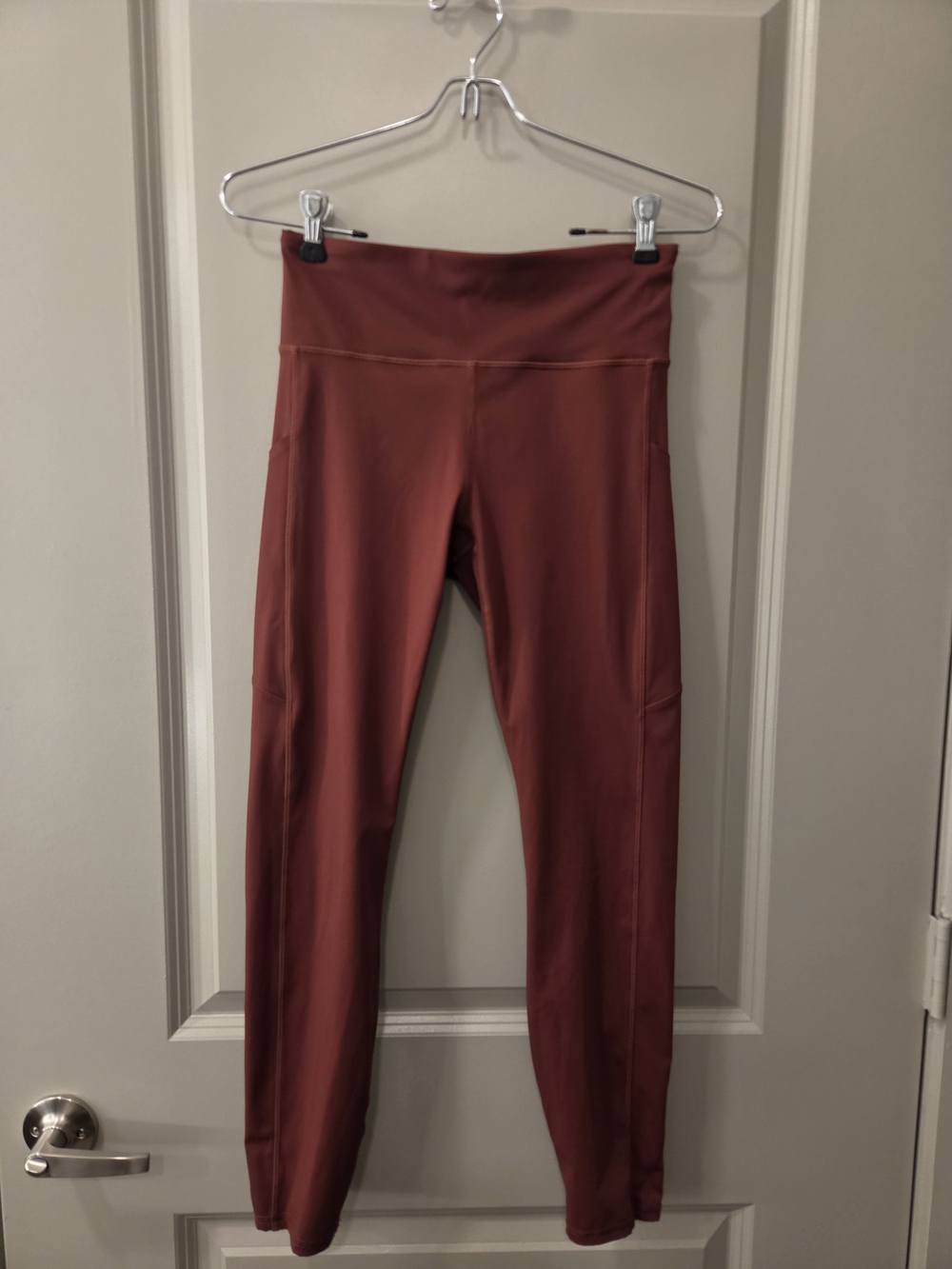 Vuori High-Waist Rust Red Active Leggings